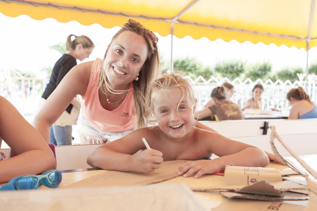 Camping Riembau Platja d'Aro Exterior photo